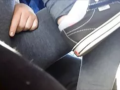 La chica mete un con ...