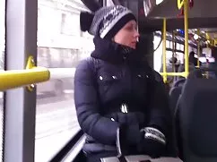 Chica desnuda chupa  ...