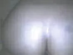La chica chupa un ve ...