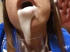 Joven se folla a una ...