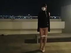 Le enseña a su novia ...
