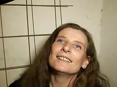 Jovencita cabalga la ...